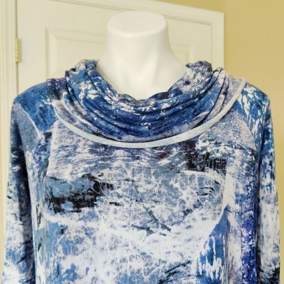Cupio cowl neck long sleeve stretchy top - Picture 2 of 9